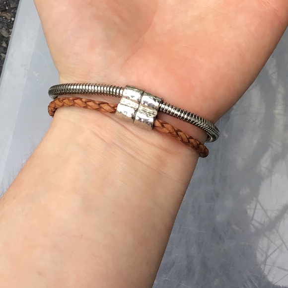 LOFT Magnetic necklace & bracelets set OS - Picture 8 of 12